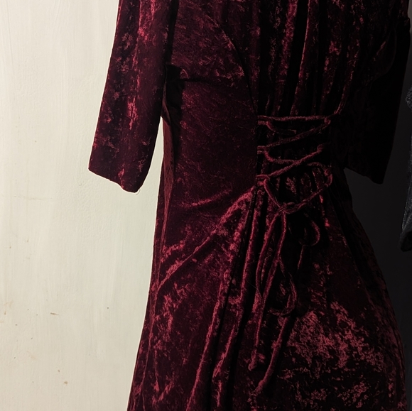 Alixander crushed red velvet vintage dress Y2K goth medium Victorian berry - Picture 6 of 9